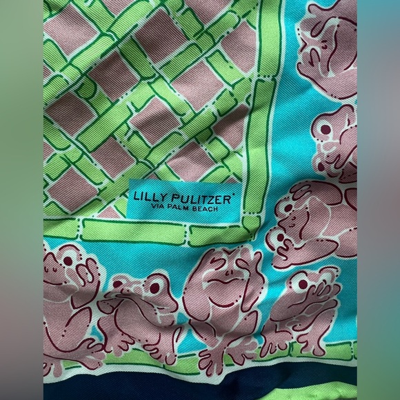 Lilly Pulitzer authentic square scarf with box and bag - Picture 5 of 11